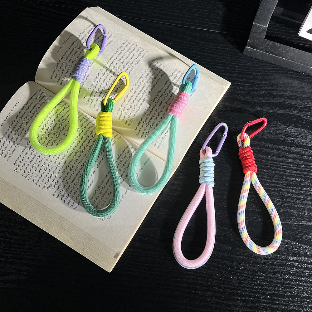 Phone Accessories Keychain - メッシュランドヤード蛍光ペンダント携帯電話バッグロープキーホルダーファッションクリエイティブ装飾キーコードアクセサリーリストストラップ